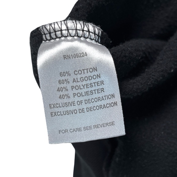 Trilogy Winter Black Sweatshirt Embroidered Cardinal Rhinestone Snowflakes XL - Picture 7 of 7